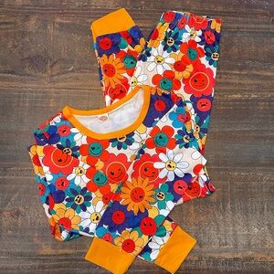 Flower pajama set size 6